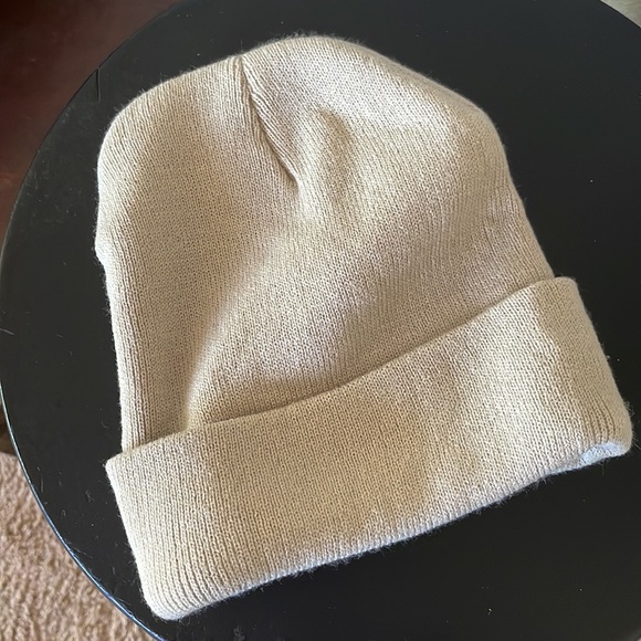 Butterfly beanie - Picture 3 of 3